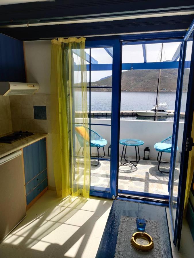 Blue Sky Aparts Livadia  Luaran gambar